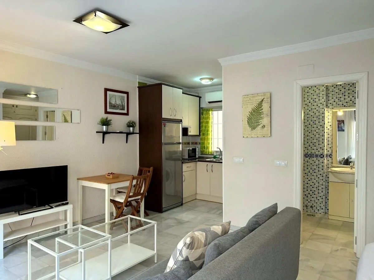 Apartment Estudio Junto A La Playa De La Malagueta & Parking Malaga
